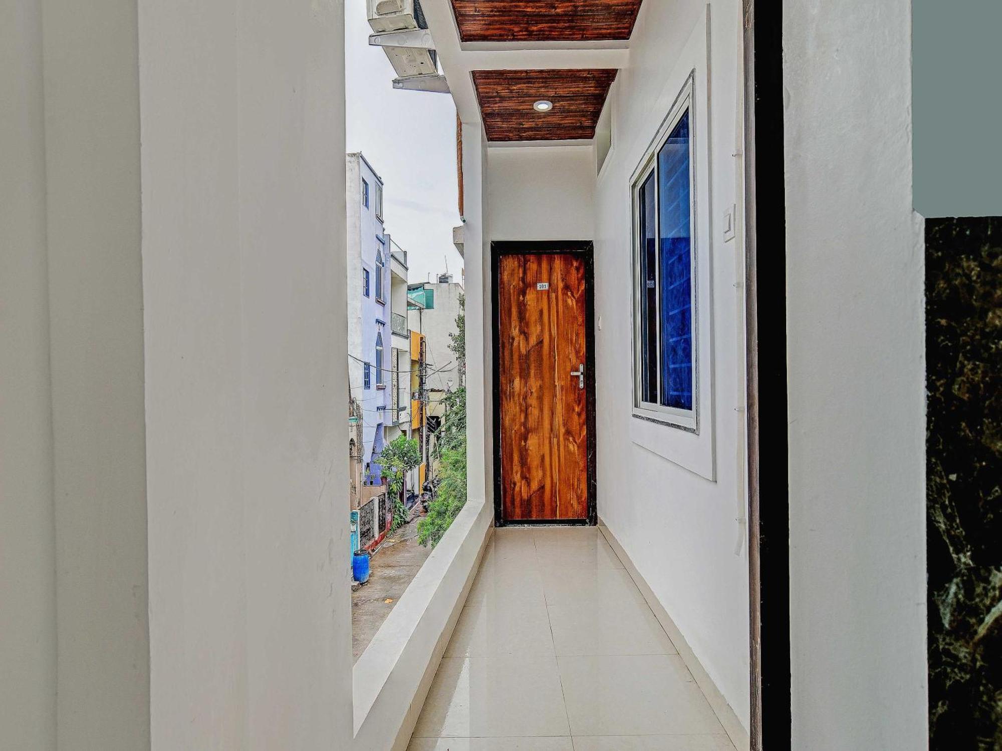 Oyo Flagship Hotel Blue Tick Indore Exterior photo
