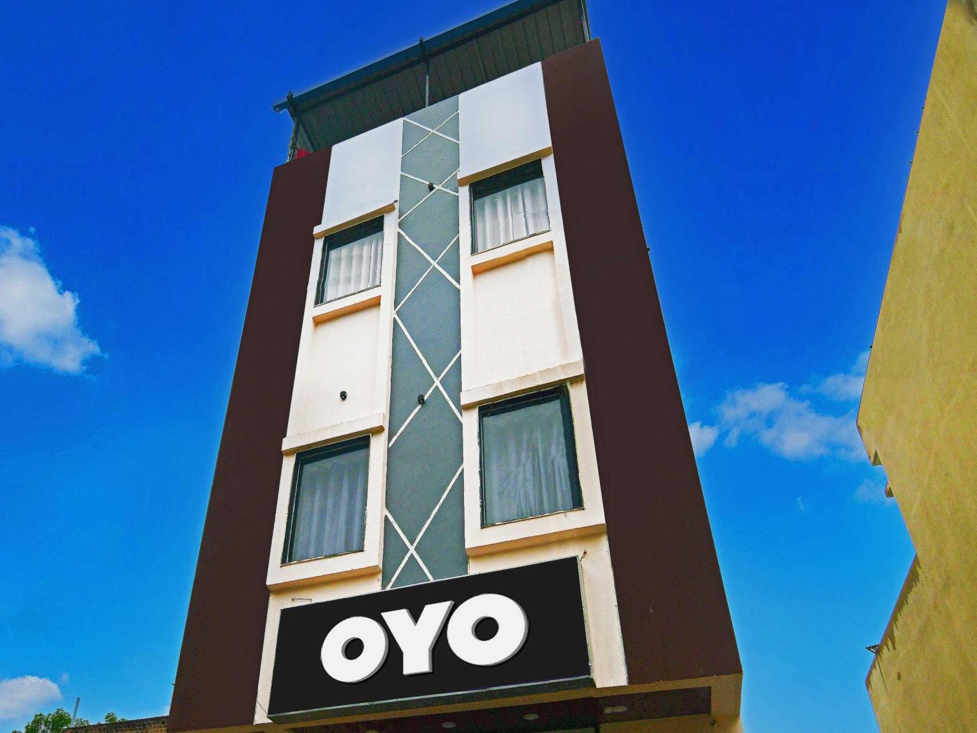 Oyo Flagship Hotel Blue Tick Indore Exterior photo