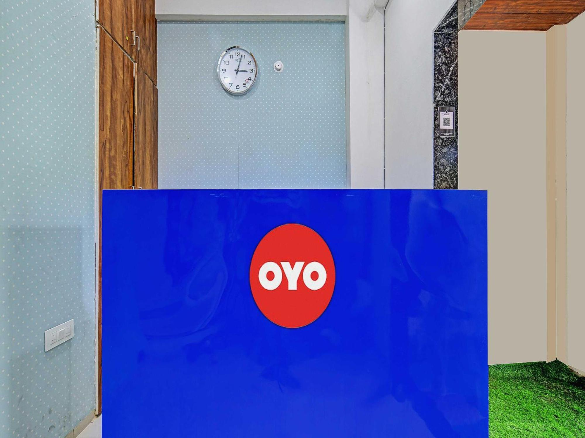 Oyo Flagship Hotel Blue Tick Indore Exterior photo