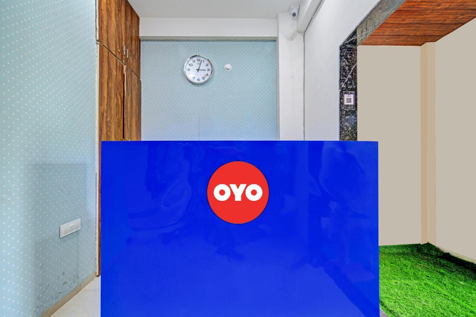Oyo Flagship Hotel Blue Tick Indore Exterior photo